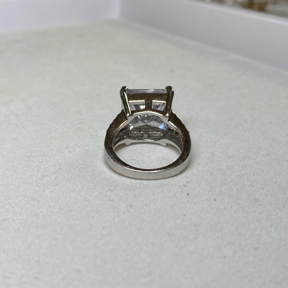 Bombshell Silver Ring - image 4